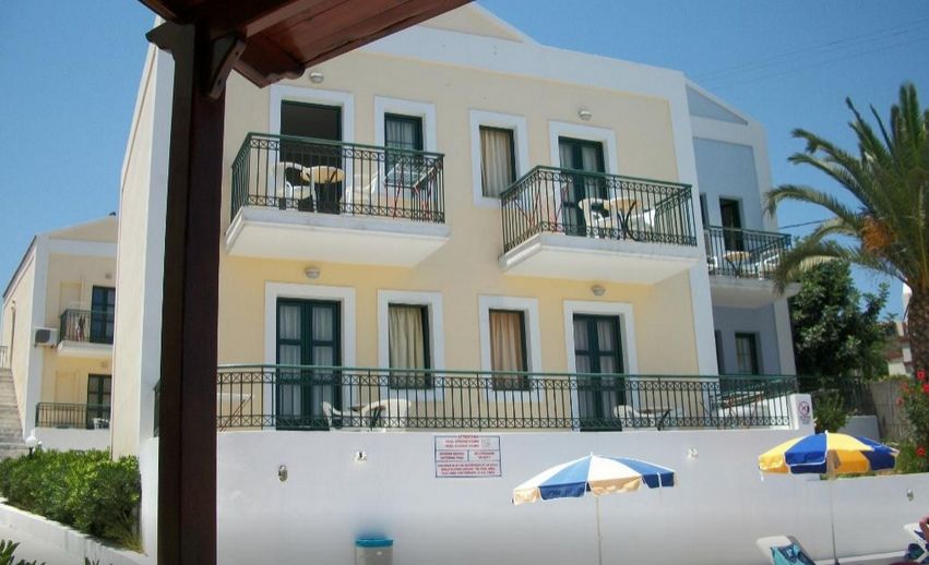 Camari Garden Hotel Apartments Йерані Екстер'єр фото