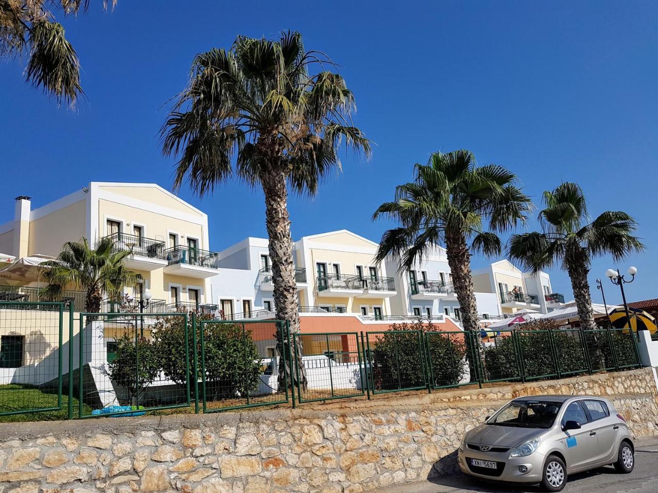 Camari Garden Hotel Apartments Йерані Екстер'єр фото